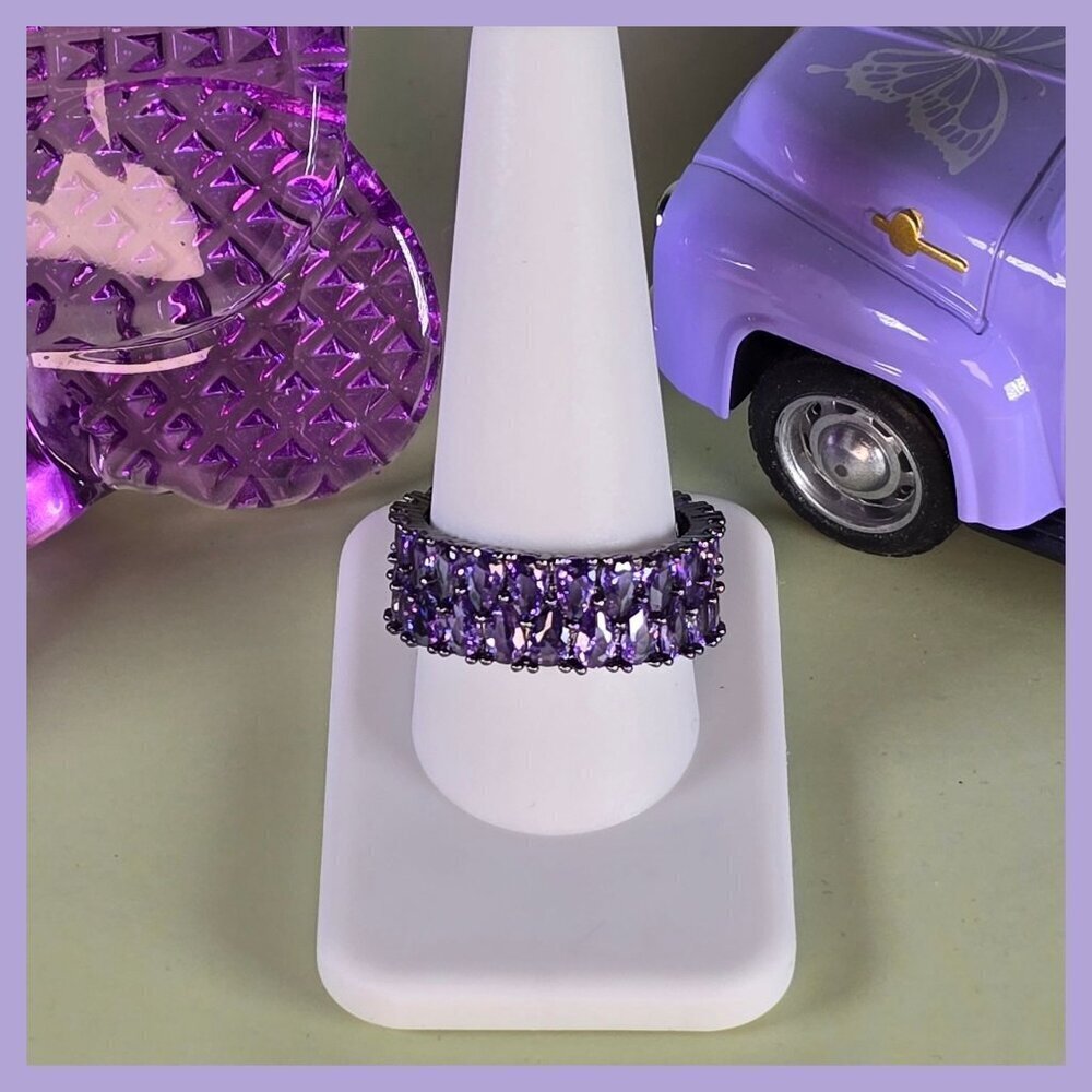 Synthetic Amethyst Cluster in Black-Plated Eternity Band Size 11‎ (NWOT)
